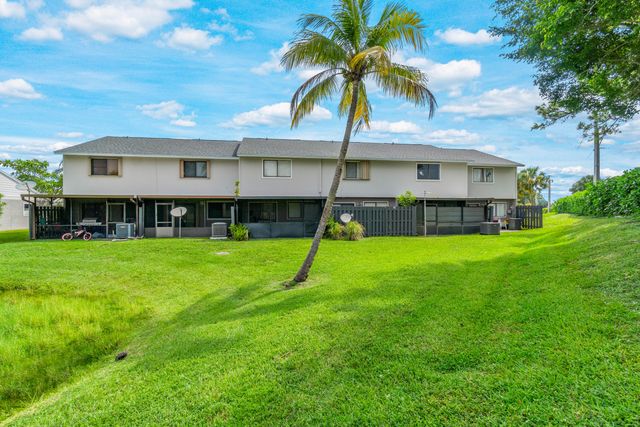 3703 Inlet Circle, Greenacres, FL 33463