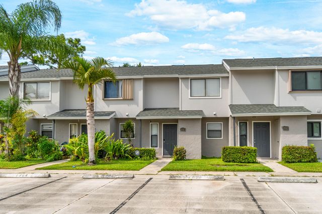 3703 Inlet Circle, Greenacres, FL 33463