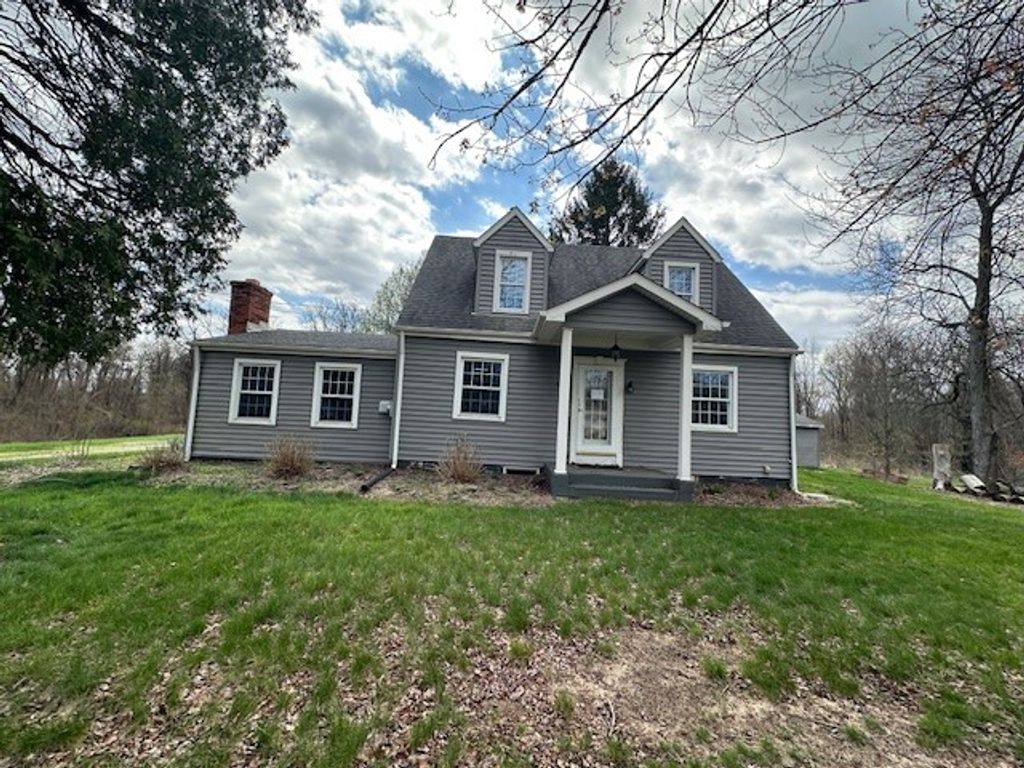 360 Dappenbrook Rd, Brighton Twp, PA 15009