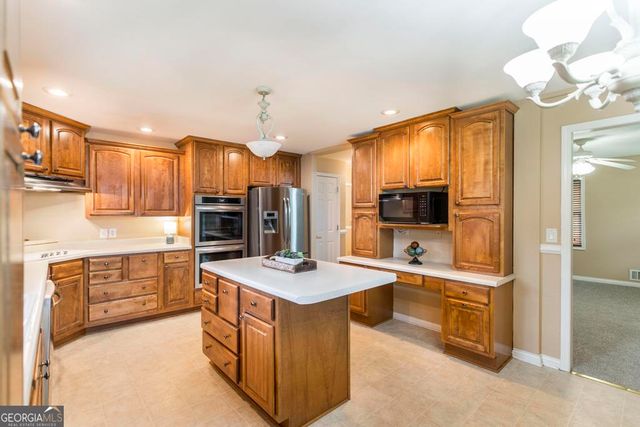 1720 Winston Drive, Macon, GA 31206