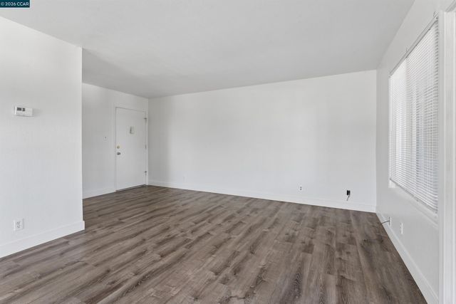 355 Parkview Ter 7, Vallejo, CA 94589
