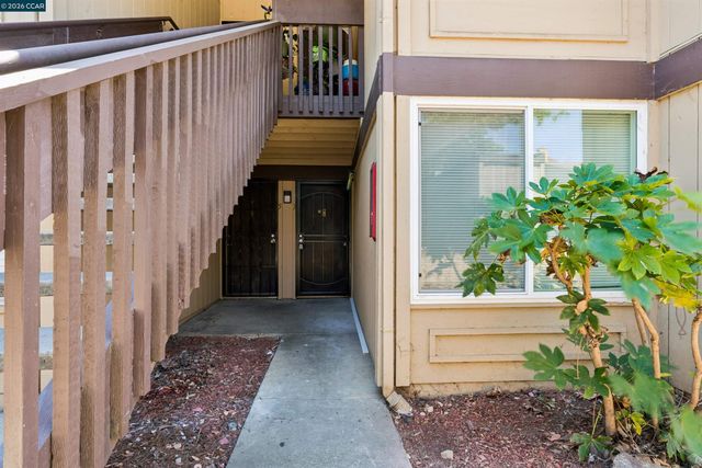 355 Parkview Ter 7, Vallejo, CA 94589