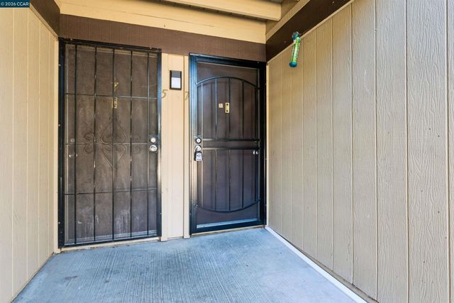 355 Parkview Ter 7, Vallejo, CA 94589