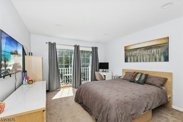 211 Swanstrom Pl 211, Union Twp., NJ 07083