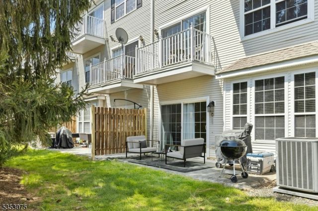 211 Swanstrom Pl 211, Union Twp., NJ 07083