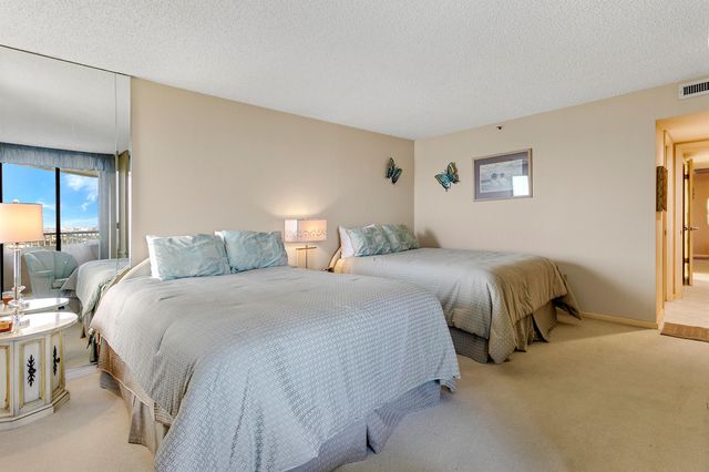 5070 N Ocean Drive 10c, Singer Island, FL 33404