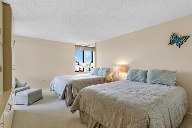 5070 N Ocean Drive 10c, Singer Island, FL 33404