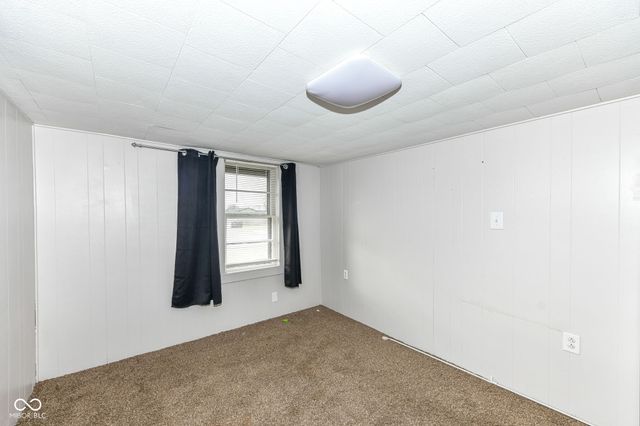 2232 S H Street, Elwood, IN 46036