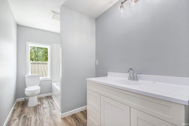 10059 Jefferson Road, Osceola, IN 46561