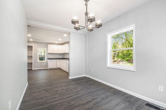 10059 Jefferson Road, Osceola, IN 46561