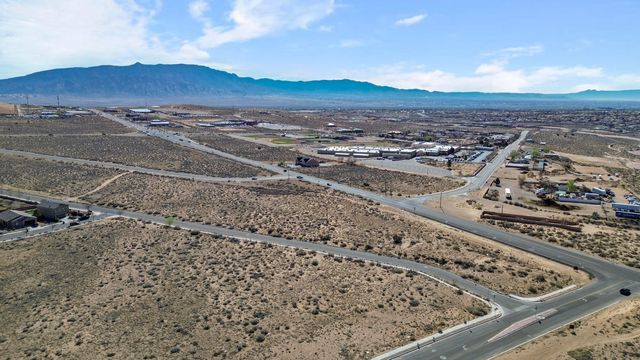 1010 Inca Rd NE, Rio Rancho, NM 87124