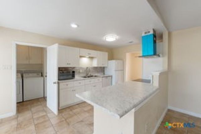 211 W Mockingbird Lane, Harker Heights, TX 76548