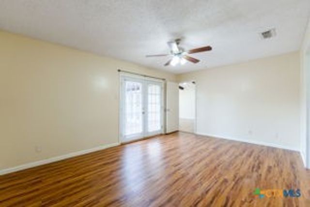 211 W Mockingbird Lane, Harker Heights, TX 76548