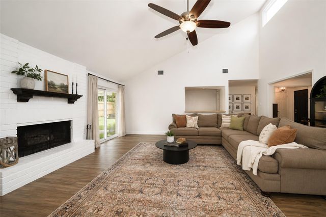 21403 Park Bluff Drive, Katy, TX 77450