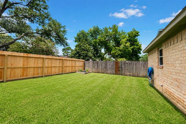 21403 Park Bluff Drive, Katy, TX 77450