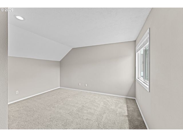 807 ALICIA Ct, West Linn, OR 97068