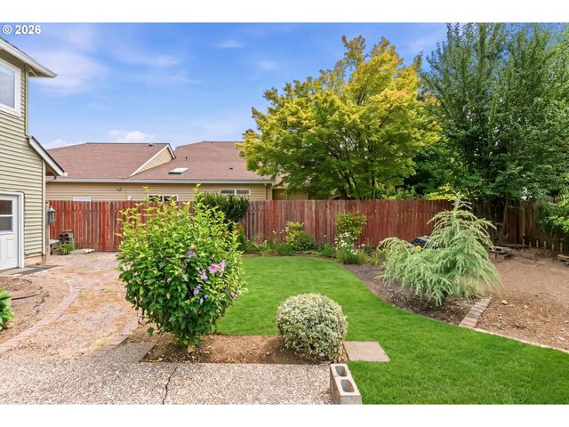 807 ALICIA Ct, West Linn, OR 97068
