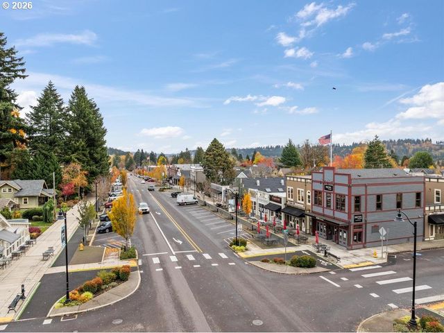 807 ALICIA Ct, West Linn, OR 97068