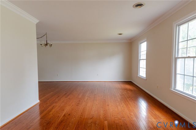 3830 Perthshire Ln, Colonial Heights, VA 23834