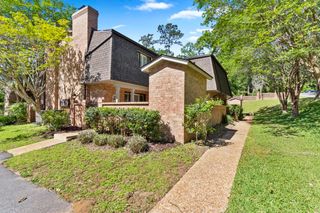 3219 Thomasville Rd Apt 19B, Tallahassee, FL 32308