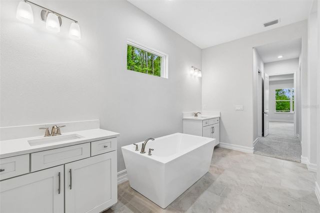 4779 MAJESTIC HILLS LOOP, Brooksville, FL 34601