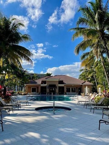 4907 Midtown Lane 1211, Palm Beach Gardens, FL 33418