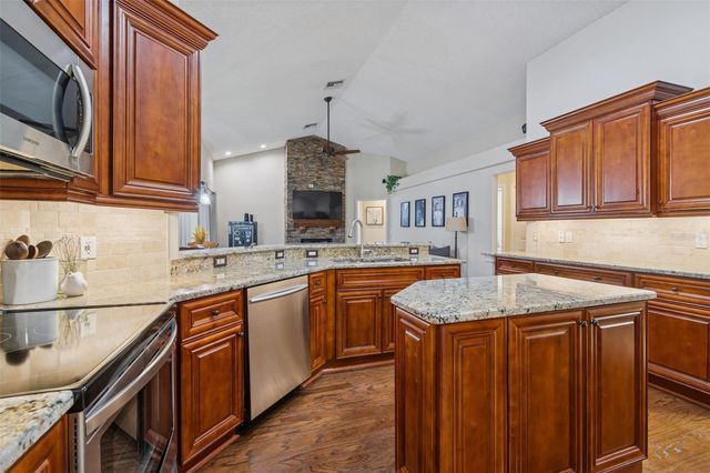 4320 AUSTON WAY, Palm Harbor, FL 34685