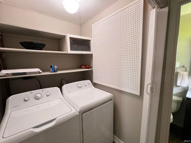 1104 Larch Lane, Fort Wayne, IN 46825