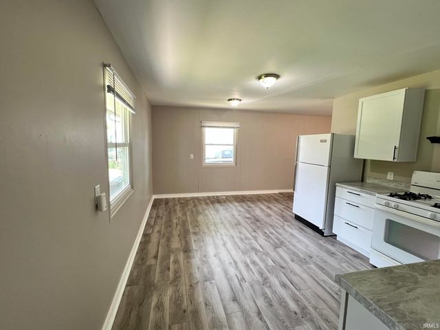 1104 Larch Lane, Fort Wayne, IN 46825