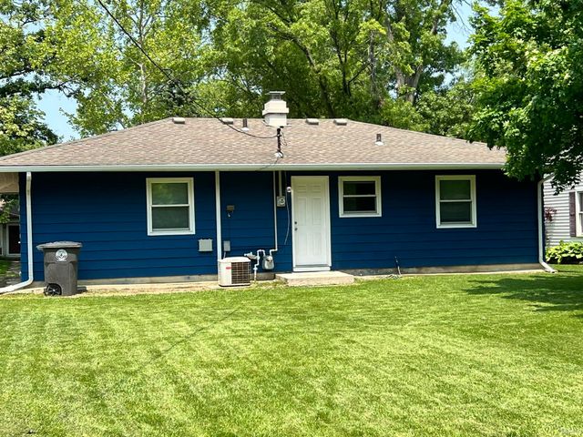 1104 Larch Lane, Fort Wayne, IN 46825