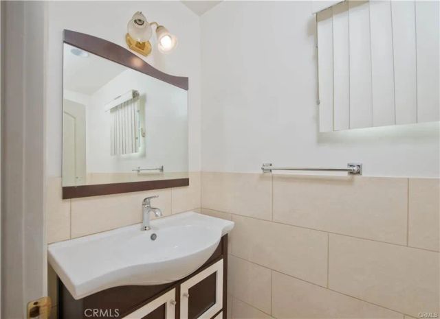 17404 Martha Street, Encino, CA 91316