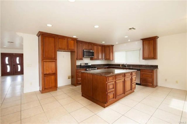 17404 Martha Street, Encino, CA 91316