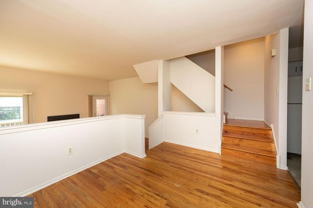 215 N 23RD ST, Philadelphia, PA 19103