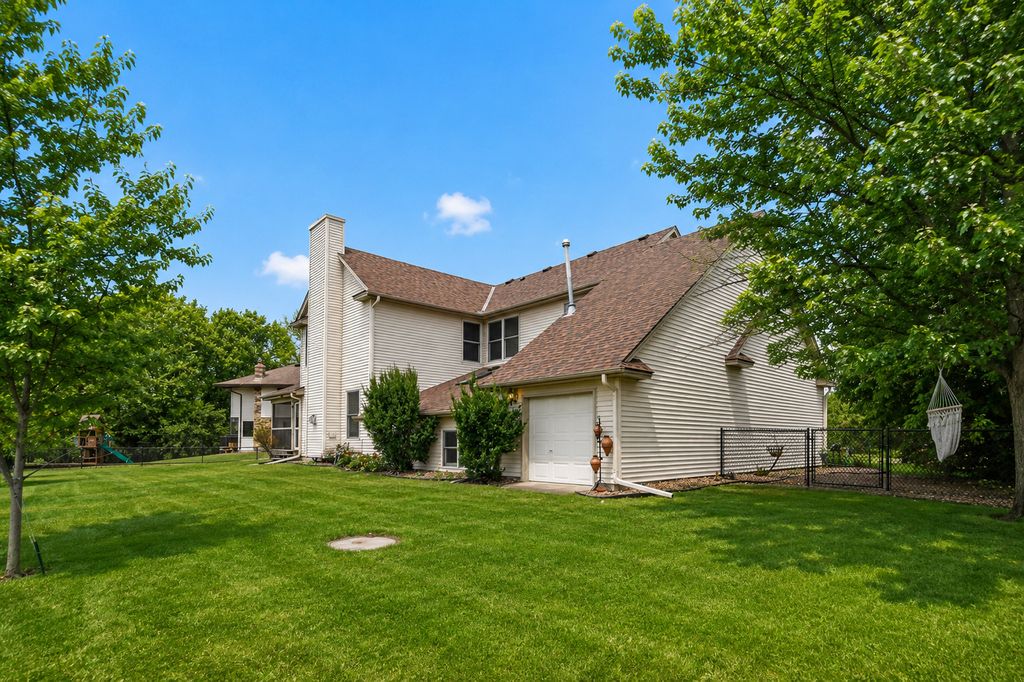 8057 Garfield Street NE, Spring Lake Park, MN 55432 — photo 5