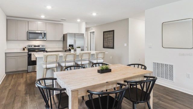 1115 AMBER WAVES COURT, Lake Wales, FL 33859