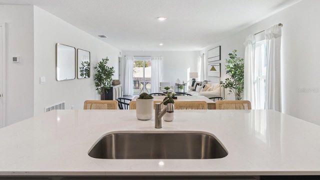 1115 AMBER WAVES COURT, Lake Wales, FL 33859