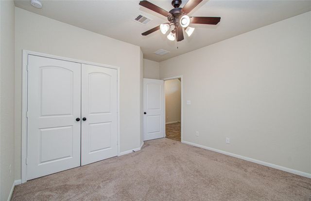 4815 Manila Bay Circle, Baytown, TX 77523