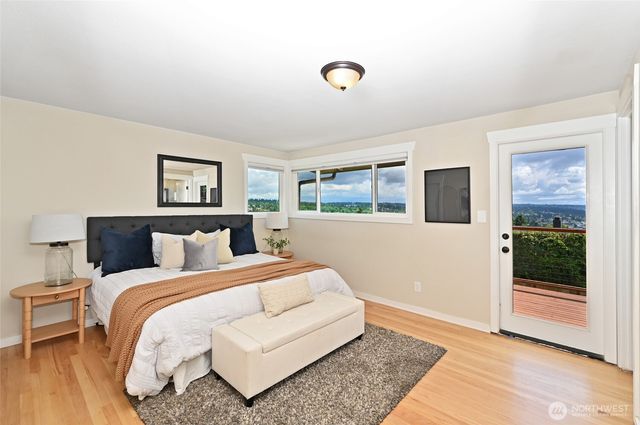705 S 209th Street, Des Moines, WA 98198