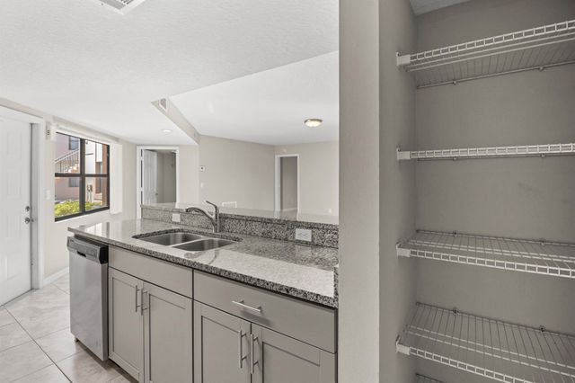 2625 Heathcote Drive 2605, Fort Pierce, FL 34982