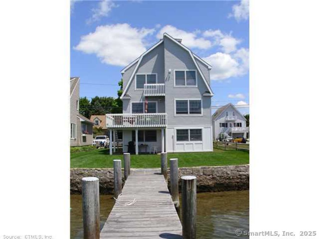 21 Atlantic Avenue, Groton, CT 06340