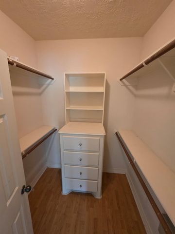 16020 Fountainview Drive 12, Montgomery, TX 77356
