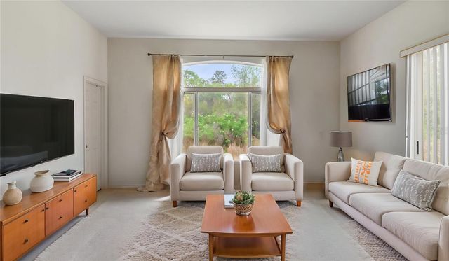 6111 HERONCREST COURT, Lithia, FL 33547