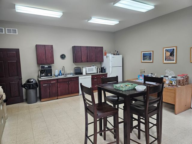 3601 Mcdonough Street, Joliet, IL 60431