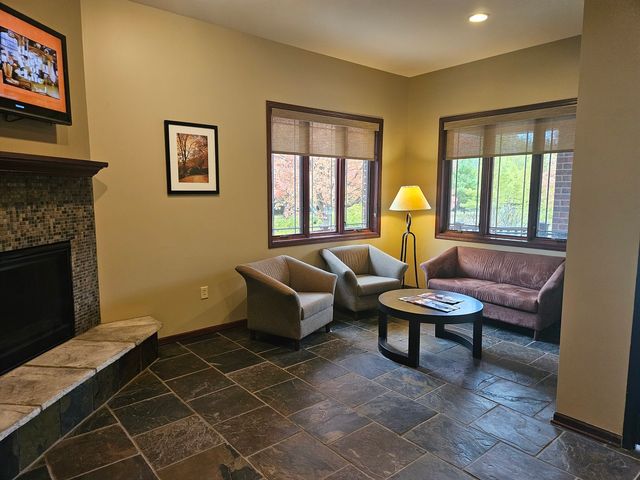 3601 Mcdonough Street, Joliet, IL 60431