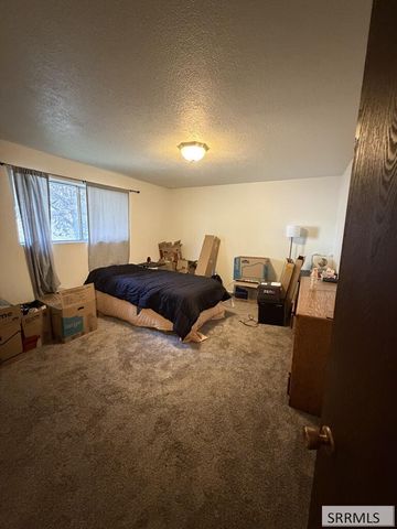 1607 S Fairway Drive, Pocatello, ID 83201