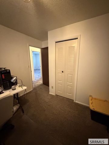 1607 S Fairway Drive, Pocatello, ID 83201