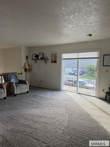 1607 S Fairway Drive, Pocatello, ID 83201