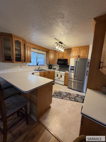 1607 S Fairway Drive, Pocatello, ID 83201