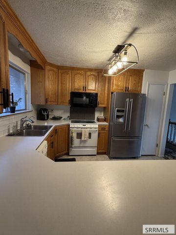1607 S Fairway Drive, Pocatello, ID 83201