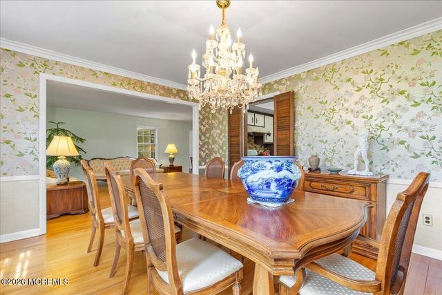 7 Windsor Terrace, Holmdel, NJ 07733